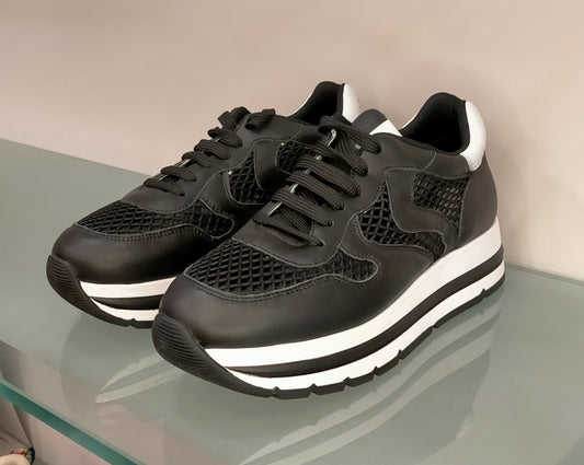 Sneakers VOILE BLANCHE in pelle nera e rete