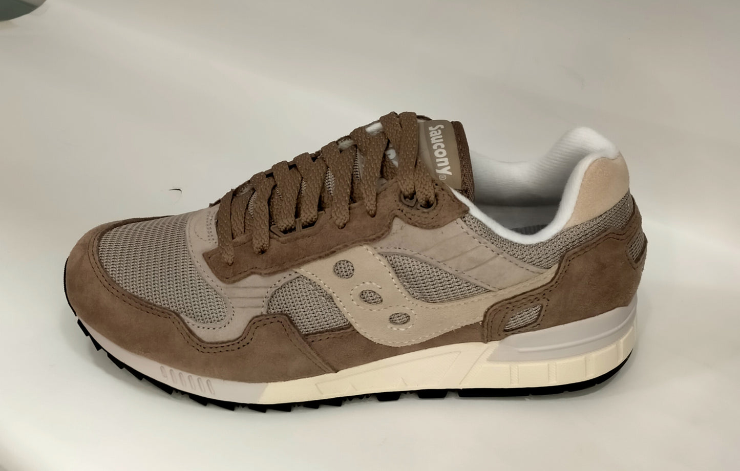 Sneakers SAUCONY SHADOW 5000 uomo in tessuto/camoscio marrone