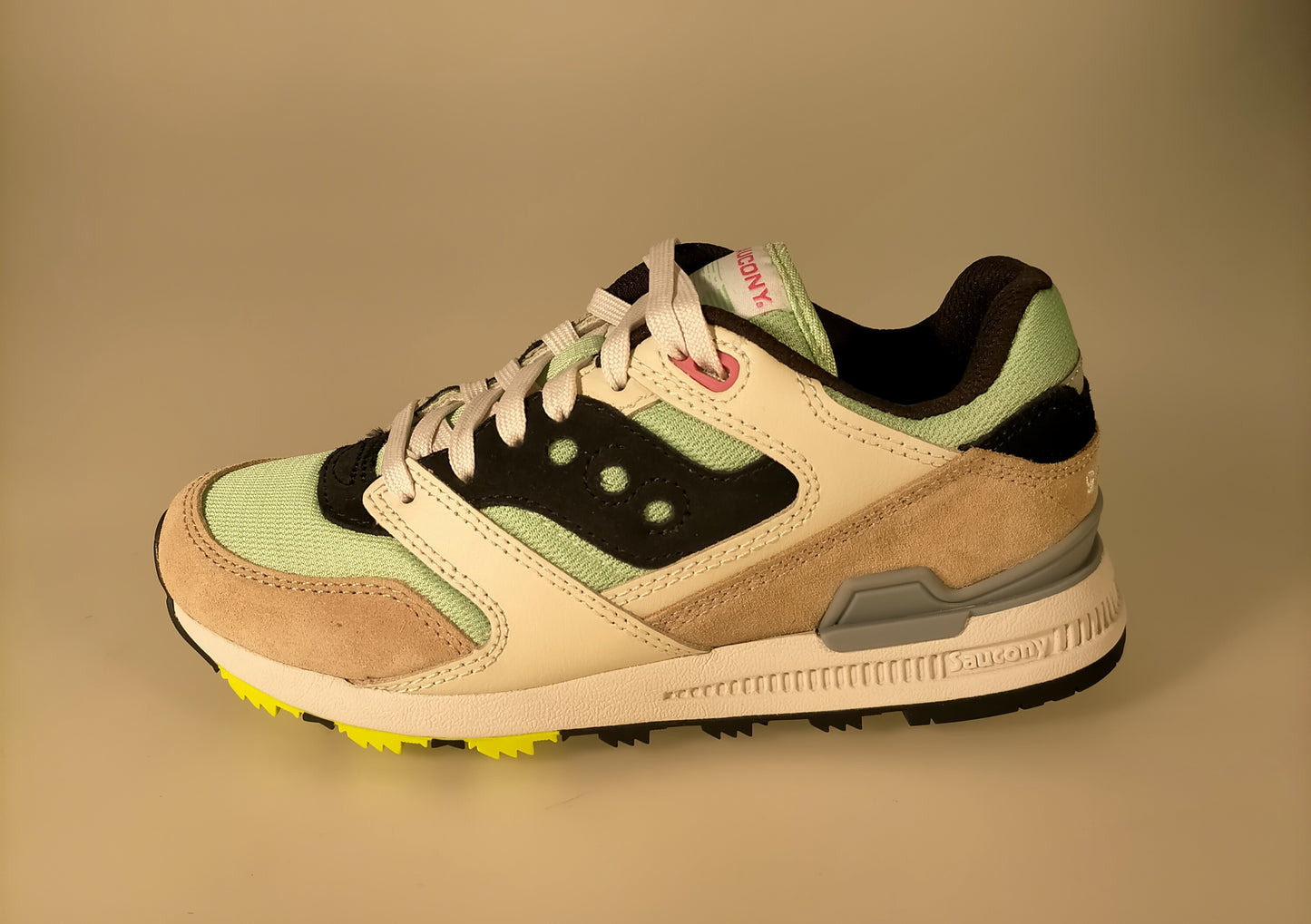 Sneakers SAUCONY COURAGEOUS light green/tan